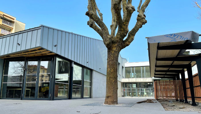 Fusion Centres Sociaux Mermoz et Langley Santy